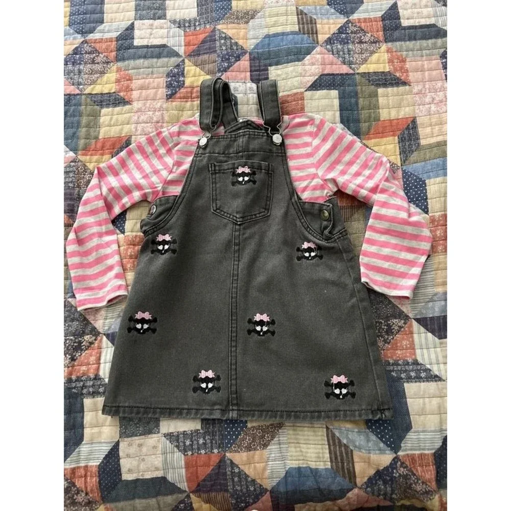 Girls’ Gray Overall Dress with Skulls & Pink Bow Size 6 NWT